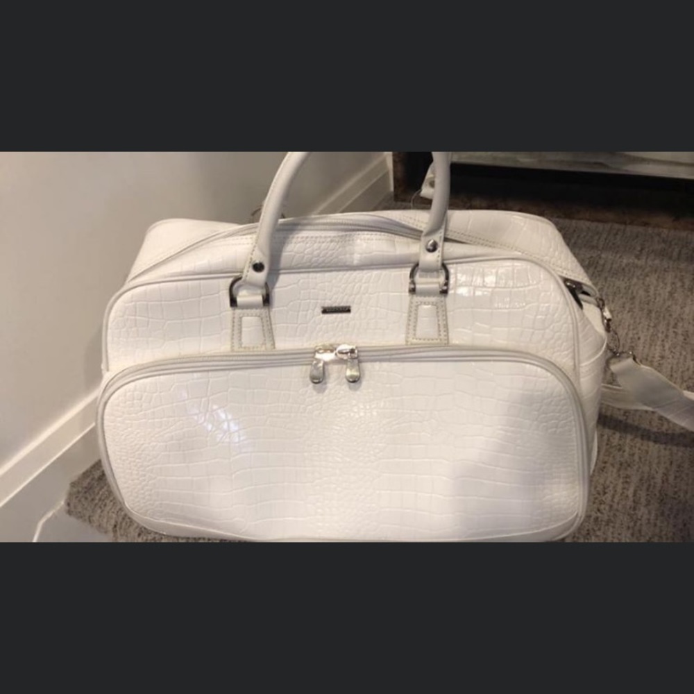 Carry on bag
